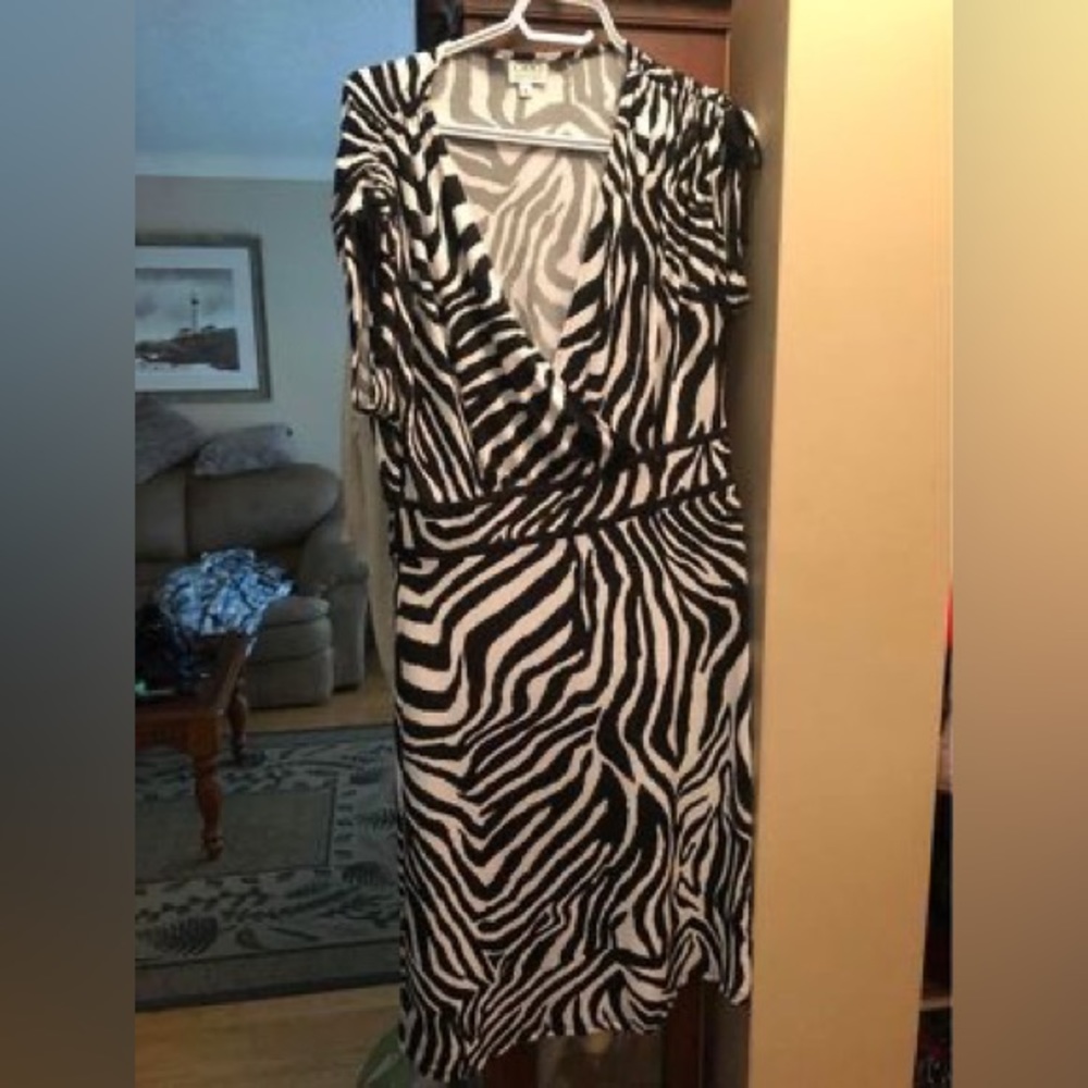 Dress size 6 CLEO